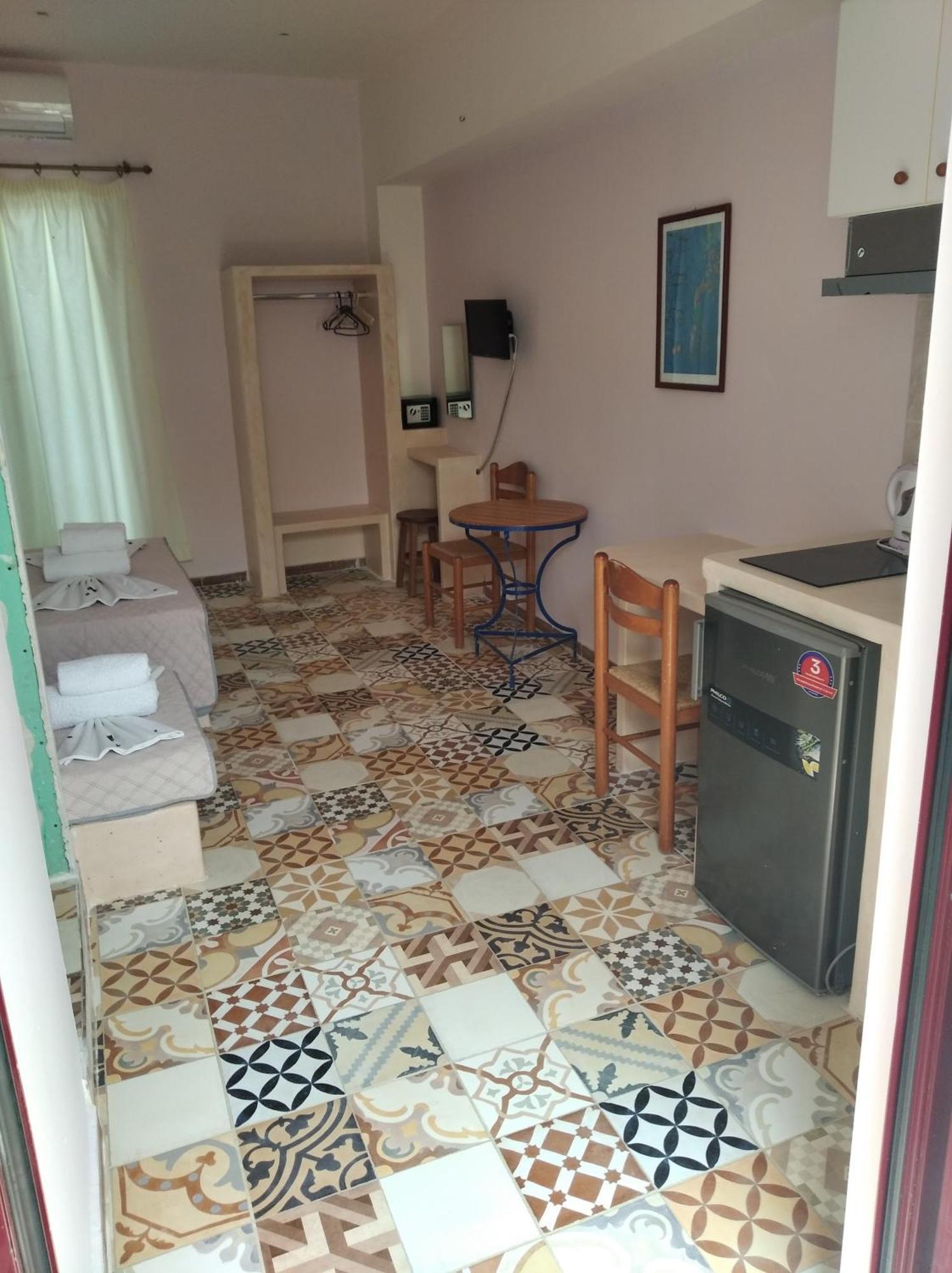 Amorgaia3 Катапола Номер фото